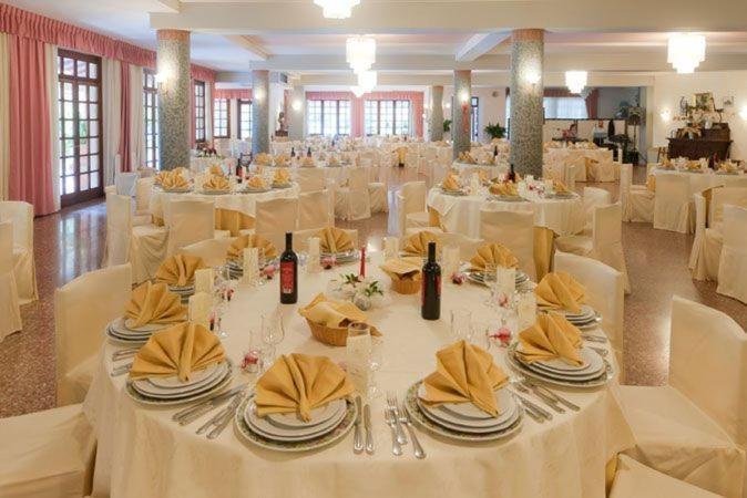 Hotel Le Rocce Magione Exterior photo
