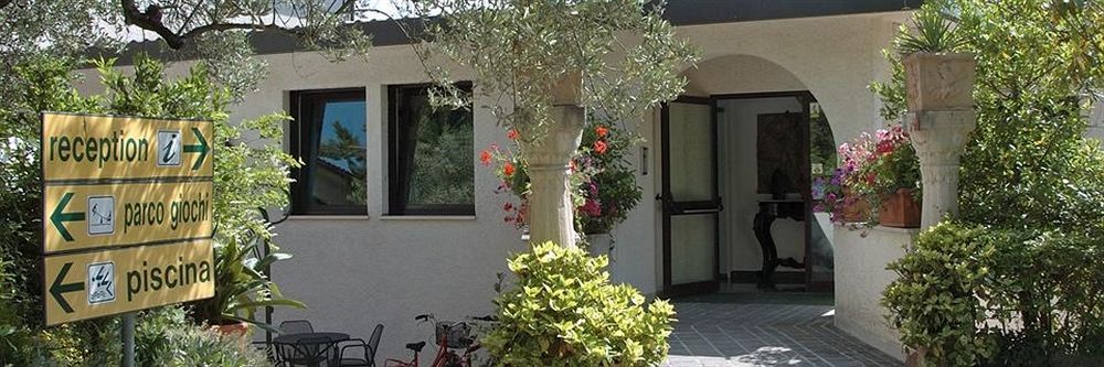 Hotel Le Rocce Magione Exterior photo